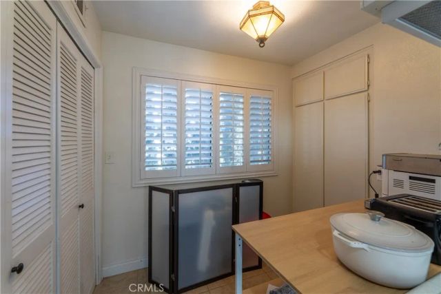 2722 20th, Signal Hill, CA 90755