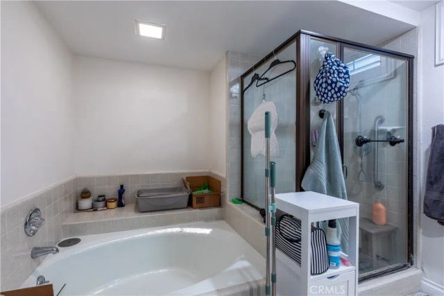 2722 20th, Signal Hill, CA 90755