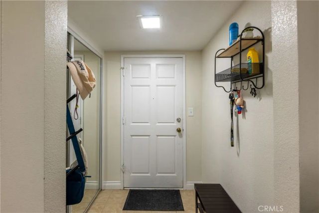 2722 20th, Signal Hill, CA 90755