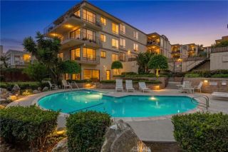 2722 20th, Signal Hill, CA 90755