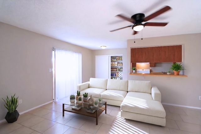 410 E 9th Avenue 9, Mesa, AZ 85204