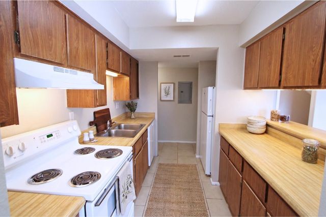 410 E 9th Avenue 9, Mesa, AZ 85204