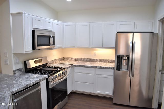 21724 N VERDE RIDGE Drive, Sun City West, AZ 85375