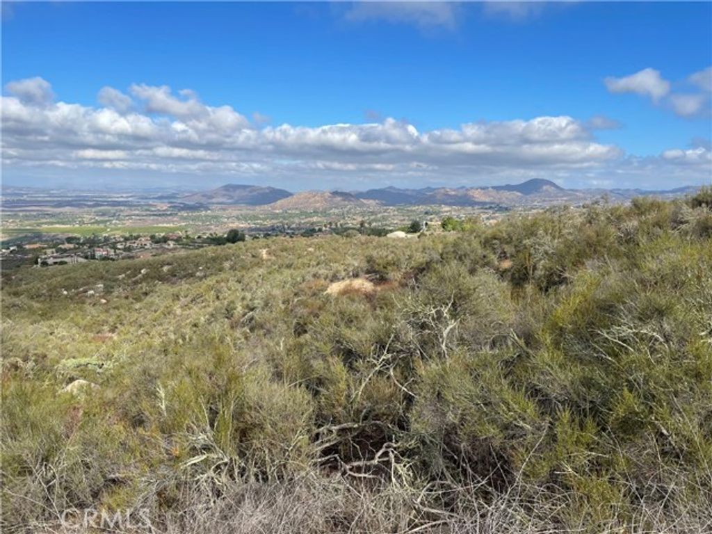 4 Esplendida Way, Temecula, CA 92592