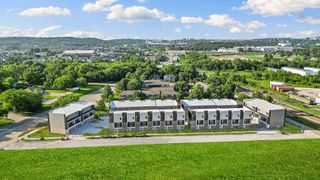 1982 S Razorback Road 101-104, Fayetteville, AR 72701