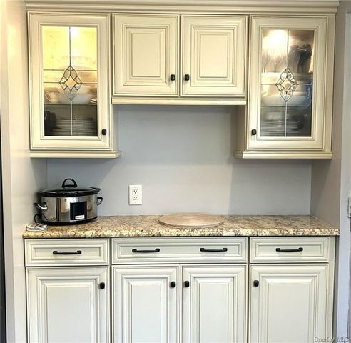 3172 Whitney Avenue, Brooklyn, NY 11229