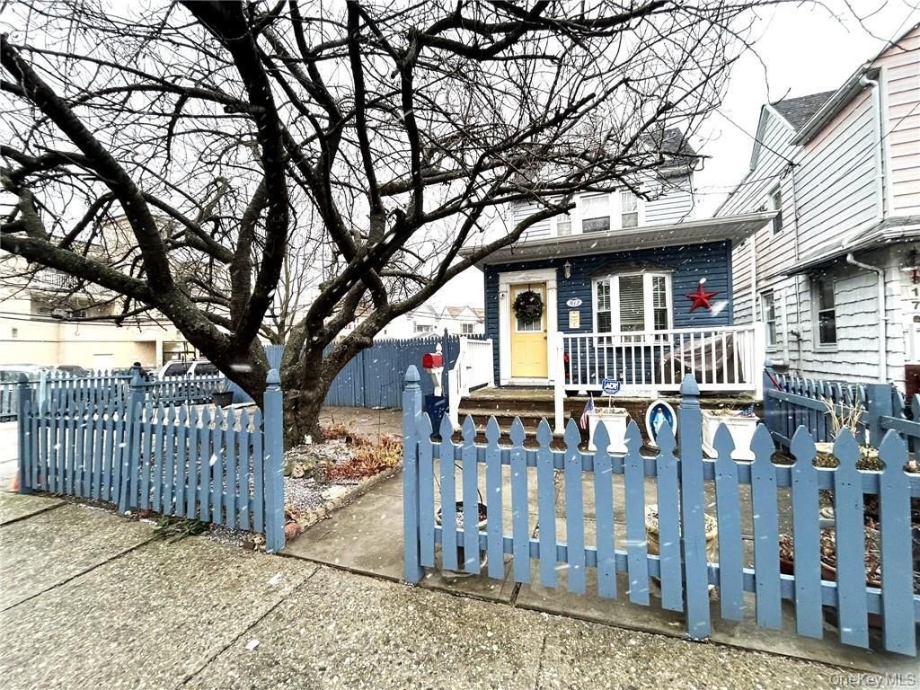 3172 Whitney Avenue, Brooklyn, NY 11229