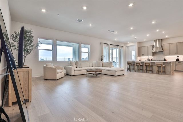 1112 W Empress, Glendora, CA 91741
