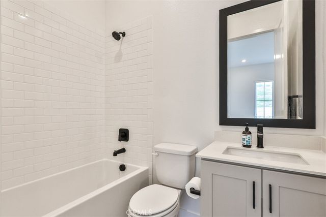 1112 W Empress, Glendora, CA 91741