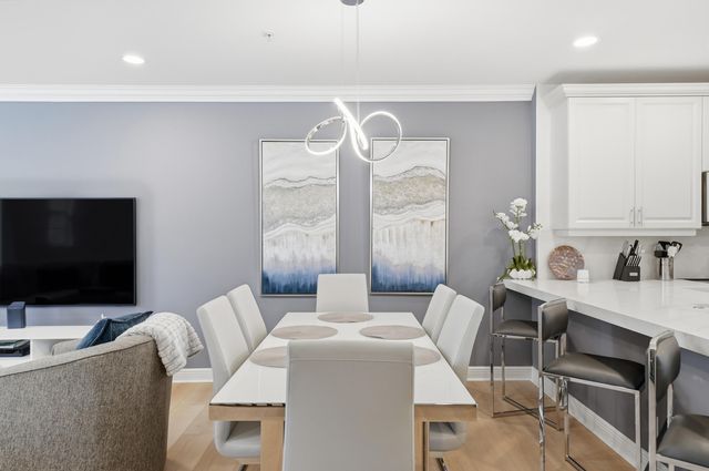 1050 E Heritage Club Circle, Delray Beach, FL 33483