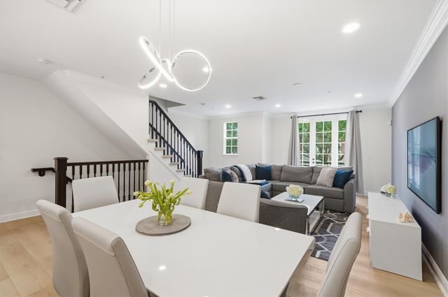 1050 E Heritage Club Circle, Delray Beach, FL 33483