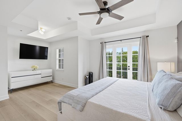 1050 E Heritage Club Circle, Delray Beach, FL 33483