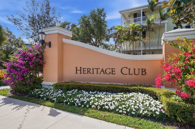 1050 E Heritage Club Circle, Delray Beach, FL 33483