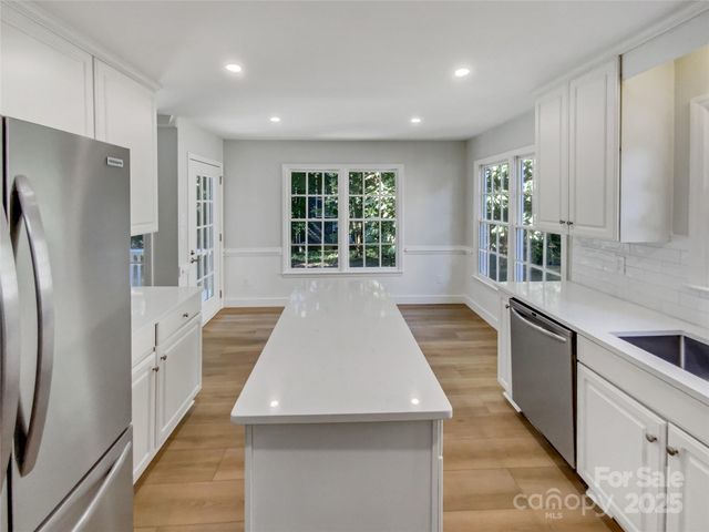 9643 Whitewood Trail, Charlotte, NC 28269