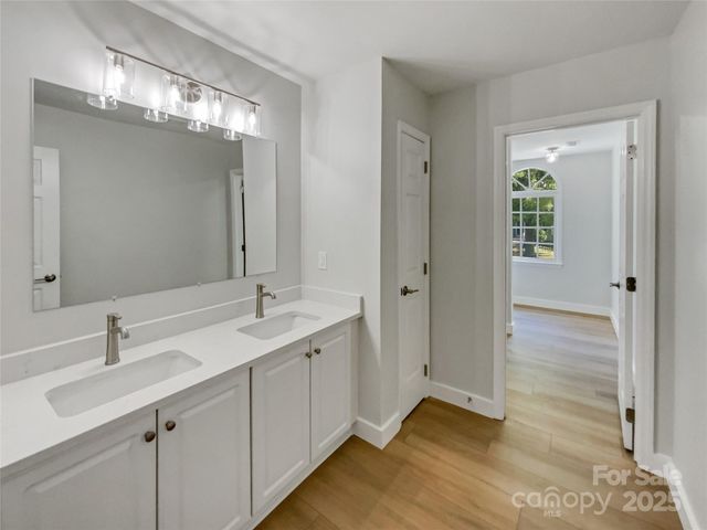 9643 Whitewood Trail, Charlotte, NC 28269