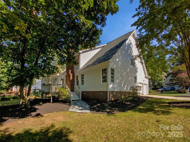 9643 Whitewood Trail, Charlotte, NC 28269
