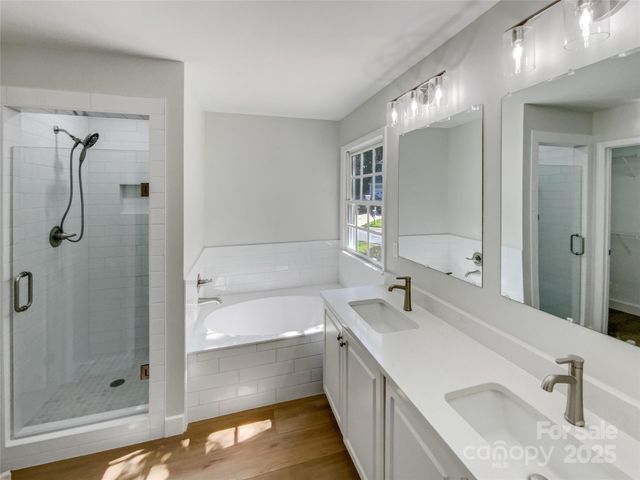 9643 Whitewood Trail, Charlotte, NC 28269