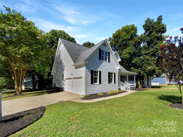 9643 Whitewood Trail, Charlotte, NC 28269