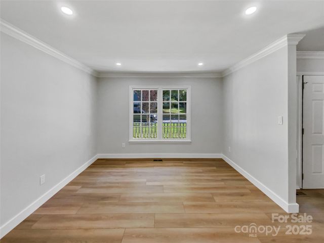 9643 Whitewood Trail, Charlotte, NC 28269