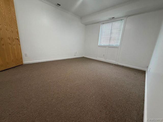 43284 Mound Road, Sterling Heights, MI 48314
