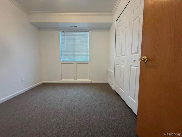 43284 Mound Road, Sterling Heights, MI 48314