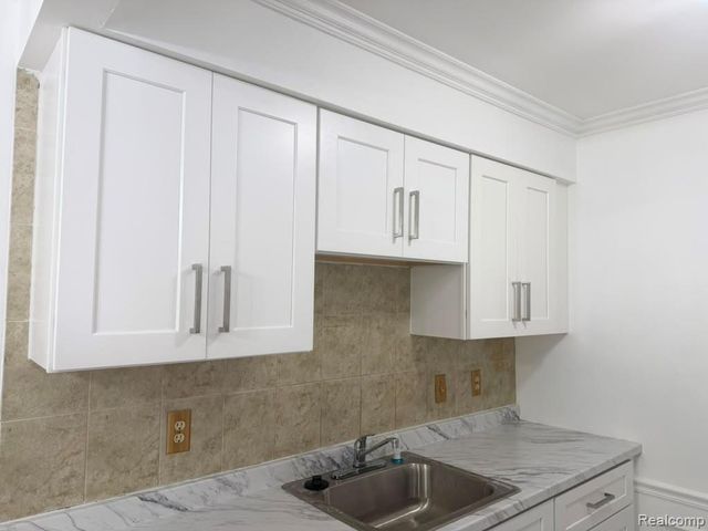 43284 Mound Road, Sterling Heights, MI 48314