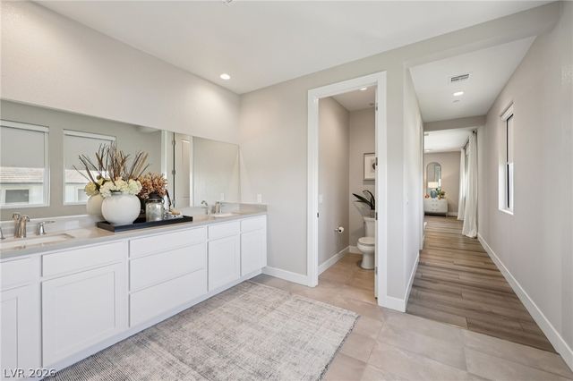 8984 Rolling Pietra Street, Las Vegas, NV 89166