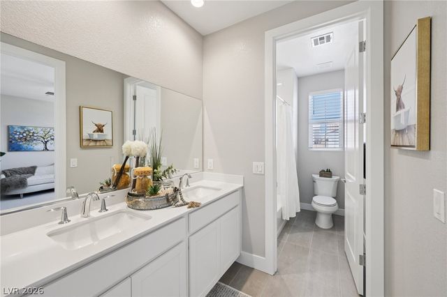 8984 Rolling Pietra Street, Las Vegas, NV 89166