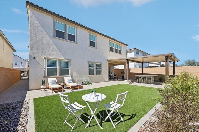 8984 Rolling Pietra Street, Las Vegas, NV 89166