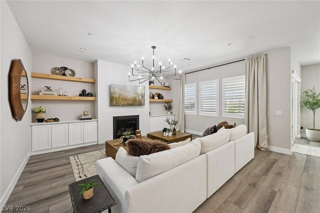 8984 Rolling Pietra Street, Las Vegas, NV 89166
