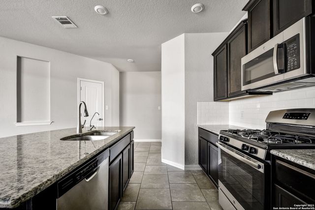 7820 Belmont Valley, San Antonio, TX 78253