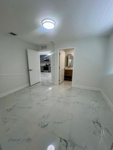 1860 NW 19th Street 102, Miami, FL 33125