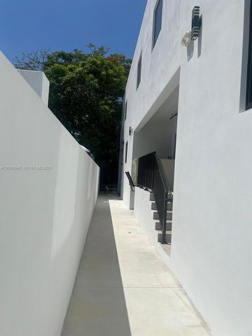 1860 NW 19th Street 102, Miami, FL 33125