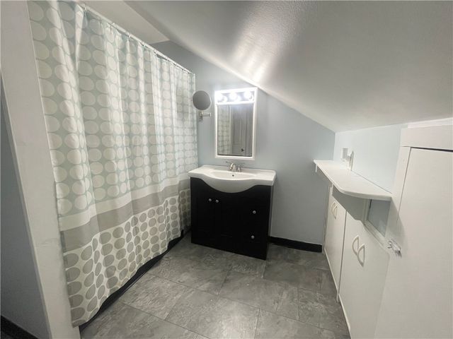 1842 East Lake Road, Spafford, NY 13152