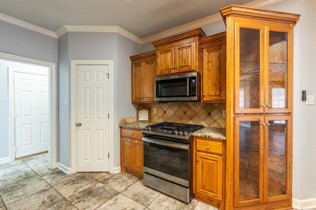 113 Summit Dr, Maumelle, AR 72113