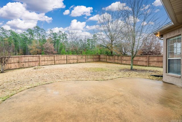 113 Summit Dr, Maumelle, AR 72113