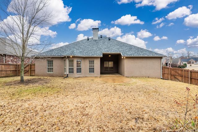 113 Summit Dr, Maumelle, AR 72113