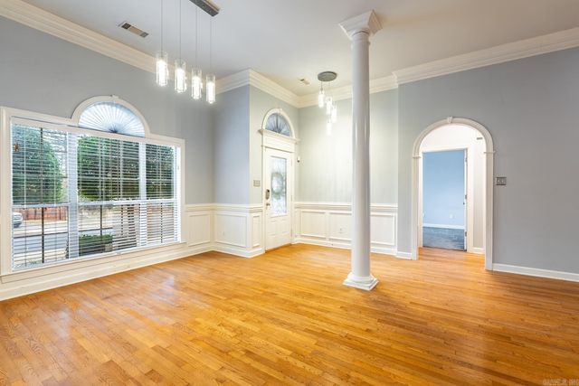 113 Summit Dr, Maumelle, AR 72113