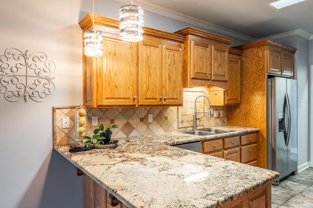 113 Summit Dr, Maumelle, AR 72113