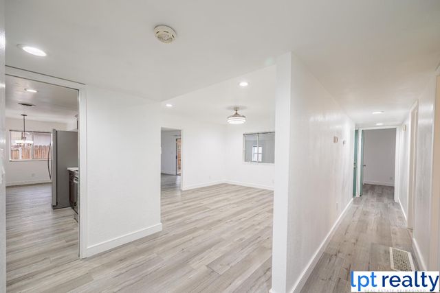 6920 Maita Cir, Sacramento, CA 95820