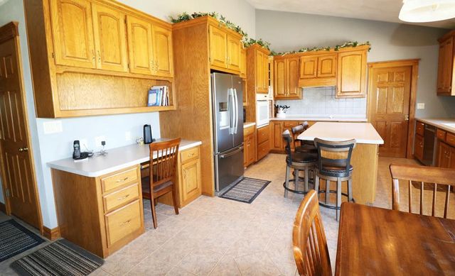 W1652 COUNTY RD J, De Pere, WI 54115