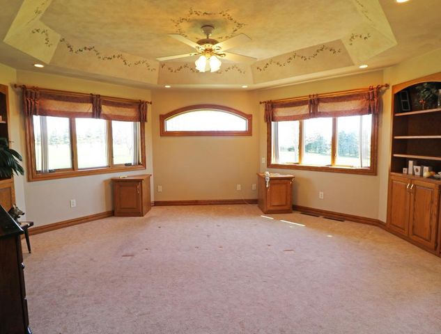 W1652 COUNTY RD J, De Pere, WI 54115