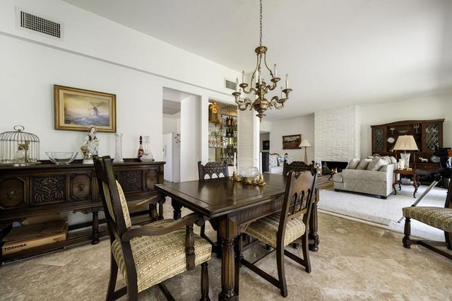 2515 E Jacaranda Road, Palm Springs, CA 92264