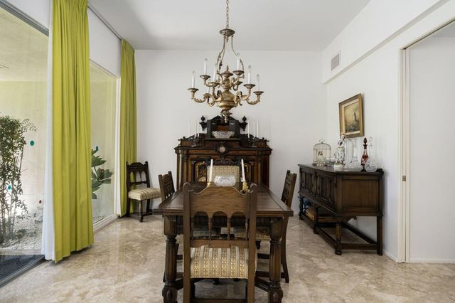 2515 E Jacaranda Road, Palm Springs, CA 92264