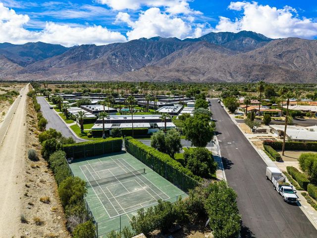 2515 E Jacaranda Road, Palm Springs, CA 92264