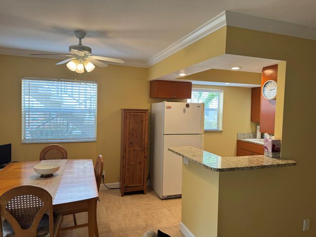 680 Saxony O, Delray Beach, FL 33446