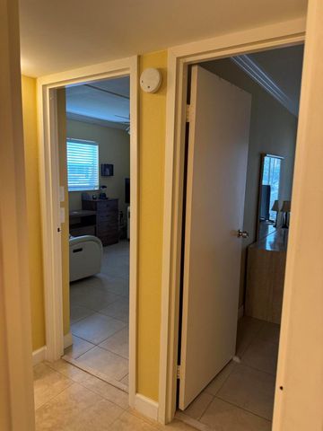 680 Saxony O, Delray Beach, FL 33446