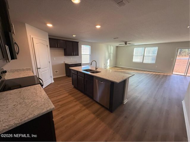 15620 SADDLED CHARGER Drive, Jacksonville, FL 32234