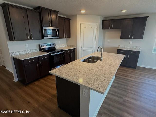 15620 SADDLED CHARGER Drive, Jacksonville, FL 32234