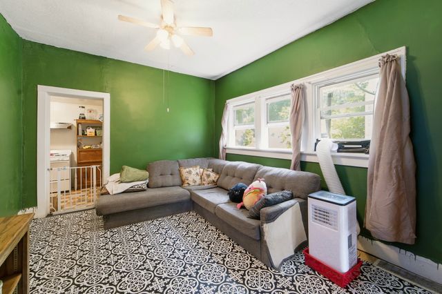 1543 33rd Street, Des Moines, IA 50311